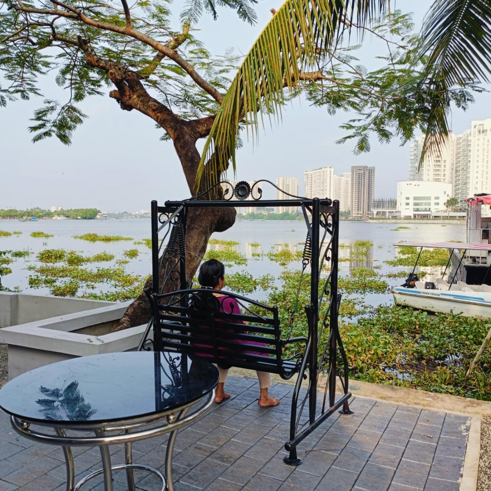 Marina Lounge Hotel Kochi Екстериор снимка